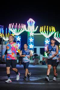 BIB: 
                            <button type="button" onclick="openModal(24208151)" class="btn btn-primary btn-sm float-right btn-popup" data-toggle="modal" data-target=".modal-high-quality">
                        <i class="fas fa-shopping-cart"></i> Add to Cart
                    </button>
                                            <button type="button" onclick="isThisMe(24208151, true)" class="btn btn-success btn-sm float-right btn-popup btn-isme hidden" data-toggle="tooltip" data-placement="bottom" title="นี่คือรูปของคุณใช่ไหม คลิกที่นี่เพื่อเอาเข้าอัลบั้ม">
                        <i class="fas fa-plus"></i> Add to album
                    </button>
                    <button type="button" onclick="isThisMe(24208151, false)" class="btn btn-warning btn-sm float-right btn-popup btn-isnotme hidden">
                        <i class="fas fa-ban"></i> Remove from album
                    </button>